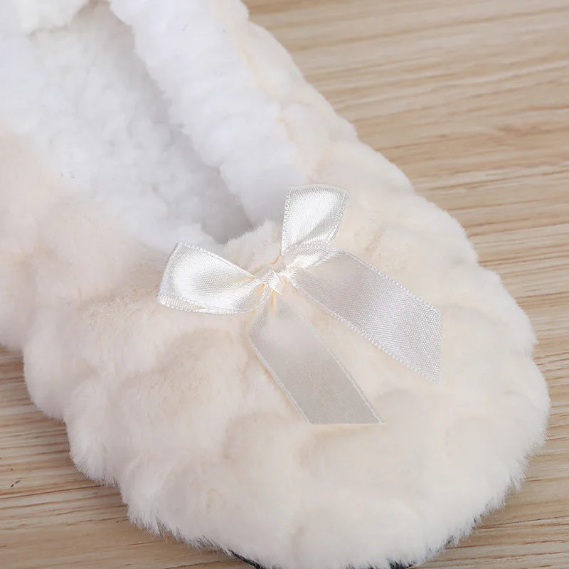 Pantoufles d’intérieur floues pour femmes, hiver, fourrure chaude en peluche, antidérapantes avec adhérence, chaussures d’intérieur moelleuses et confortables pour femmes paresseuses, oreilles de souris, chaussures de