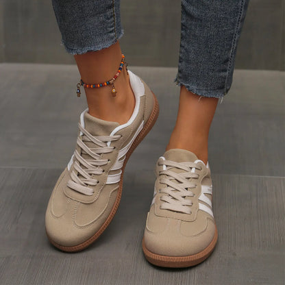 Baskets d'automne pour femmes à couleurs mélangées, mode à empiècements, chaussures vulcanisées à talon plat, chaussures décontractées en cuir PU antidérapantes à lacets pour femmes