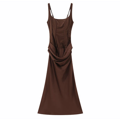 Robe à bretelles plissée unie pour femme col carré sans manches épaules dénudées cintrée à la taille effet amincissant robe de soirée et de fête pour femme 2025