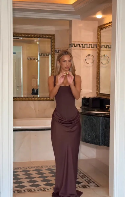 Robe à bretelles plissée unie pour femme col carré sans manches épaules dénudées cintrée à la taille effet amincissant robe de soirée et de fête pour femme 2025