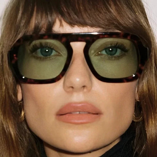 JNPCXI Lunettes de soleil carrées rétro pour femmes, design de marque tendance, verres dégradés UV400, lunettes de soleil punk pour hommes