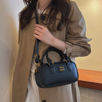 Marque de mode Sac femme cabas d’hiver sac à main et pochette pour téléphone sac hobo de luxe sacoche de voyage et de shopping sac bandoulière et porté épaule pour femme
