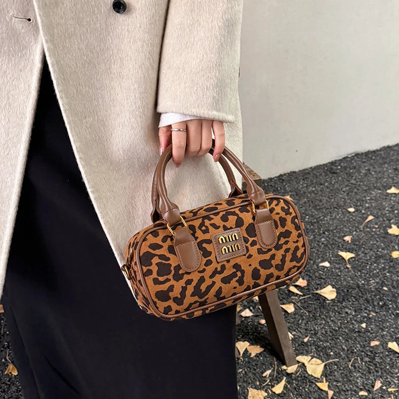 Marque de mode Sac femme cabas d’hiver sac à main et pochette pour téléphone sac hobo de luxe sacoche de voyage et de shopping sac bandoulière et porté épaule pour femme