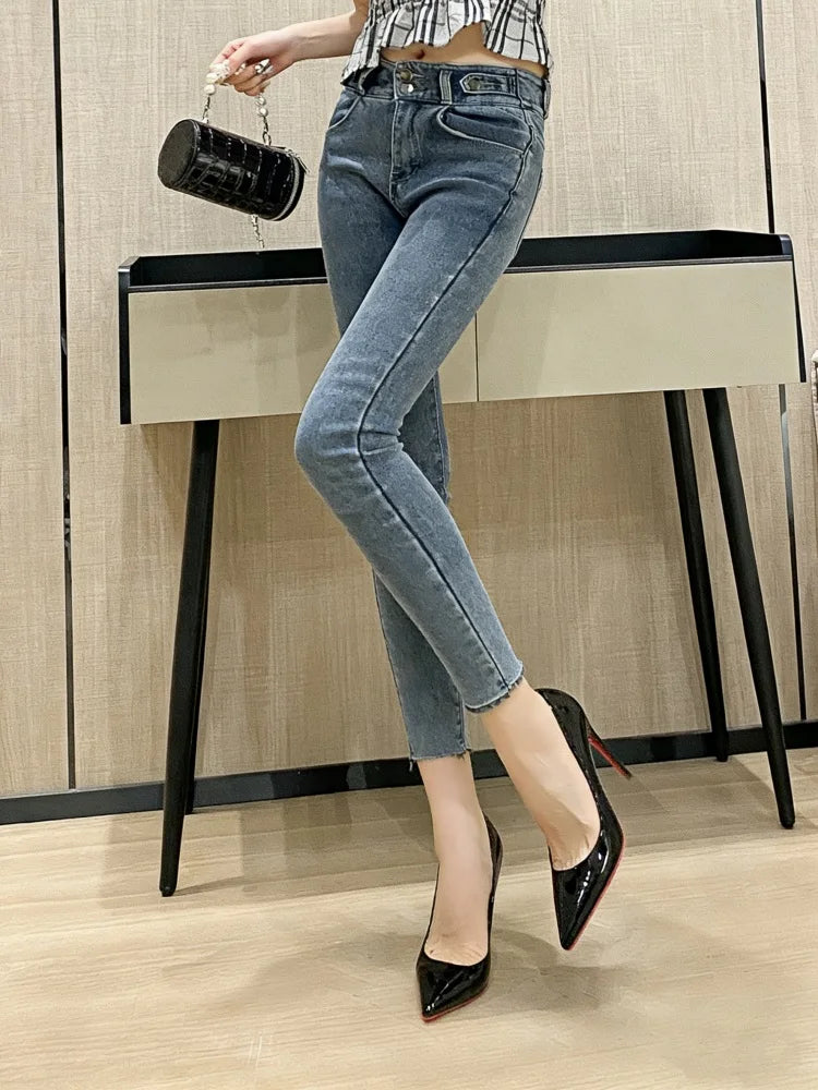 Chaussures pour femme tendance 2026 de luxe à semelles rouges, talons hauts, escarpins à bout pointu et talons aiguilles de 12 cm, confortables pour soirées, robes de cérémonie et mariages.