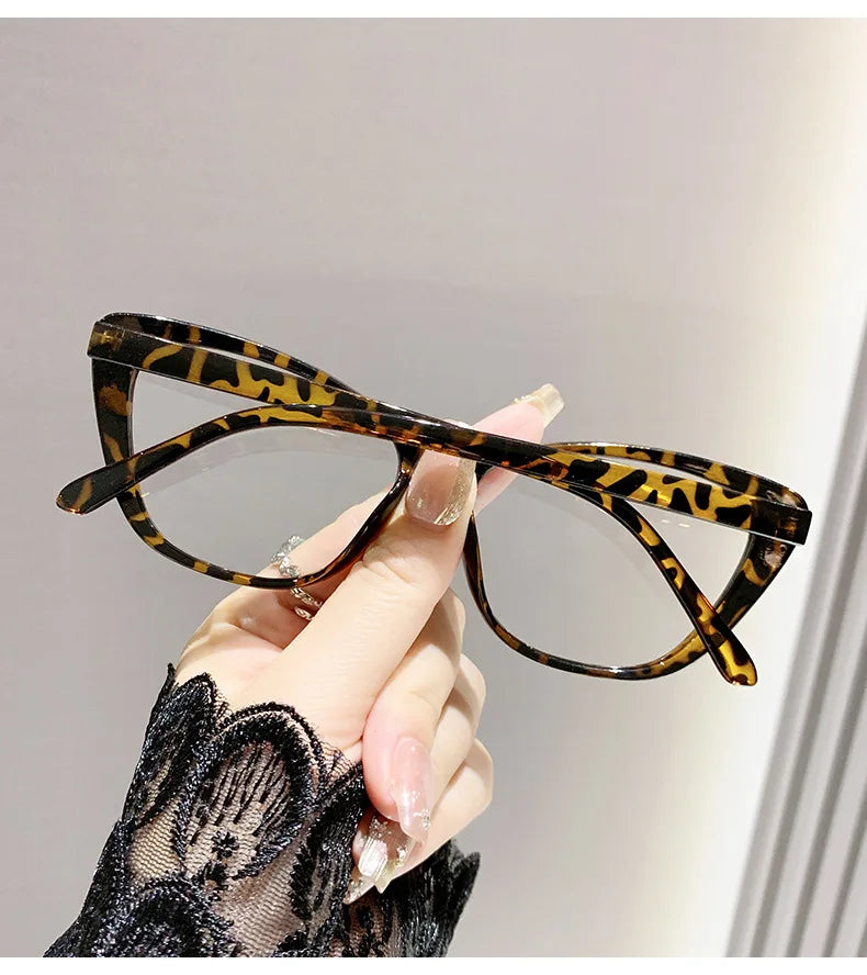 Lunettes de lecture tendance pour femmes et hommes, design luxueux, lunettes de presbytie œil de chat, protection anti-lumière bleue pour femme