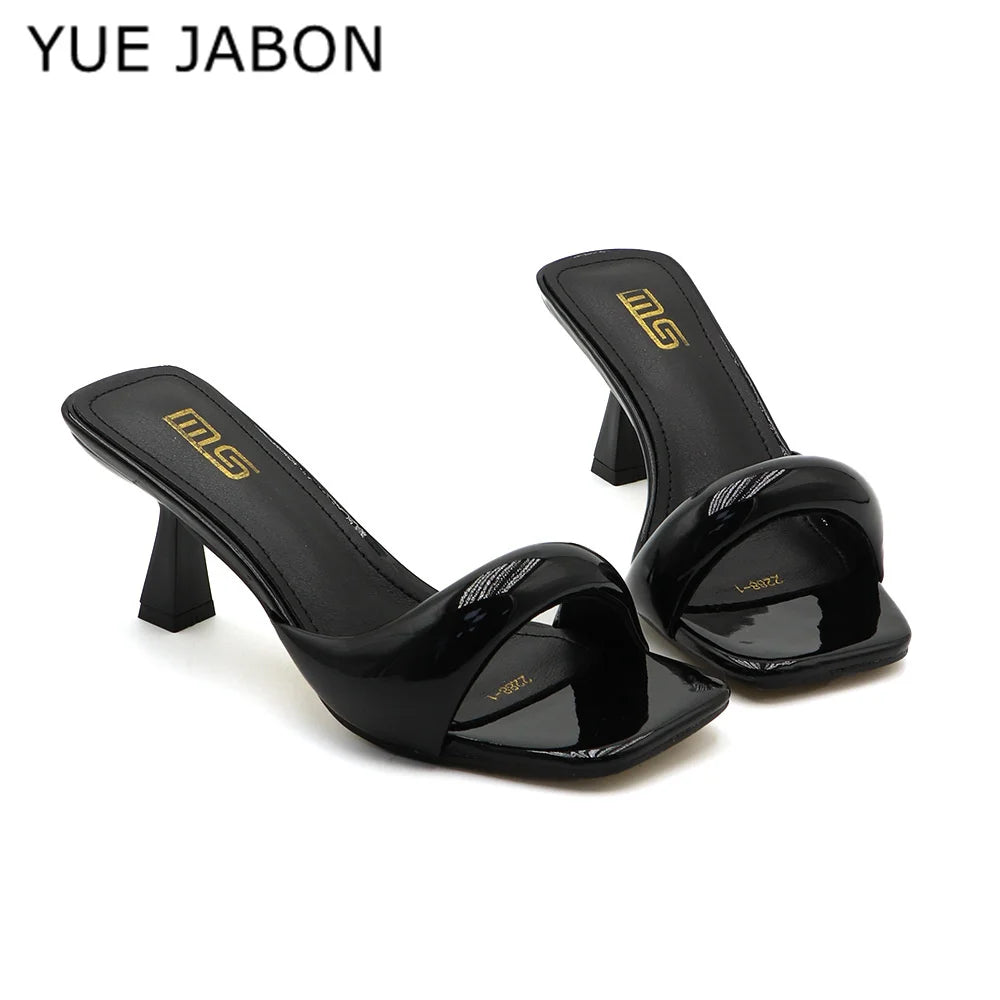 Nouvelles pantoufles pour femmes, sexy, en cuir, à bride arrière, talons aiguilles style romain, élégantes, talon original, bout carré, satinées, à enfiler, chaussures femme Zapatillas