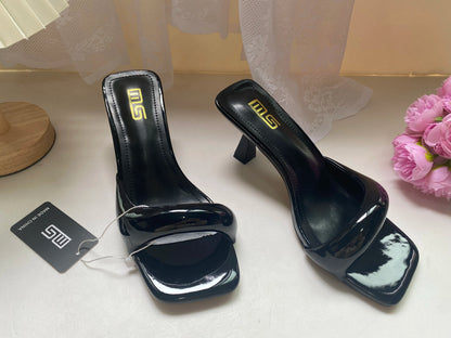 Nouvelles pantoufles pour femmes, sexy, en cuir, à bride arrière, talons aiguilles style romain, élégantes, talon original, bout carré, satinées, à enfiler, chaussures femme Zapatillas