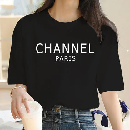 Marque de luxe, T-shirt graphique pour femmes lavable en machine, mode décontractée et élégante CHANNEL, haut à col rond à manches courtes, vêtements pour femmes
