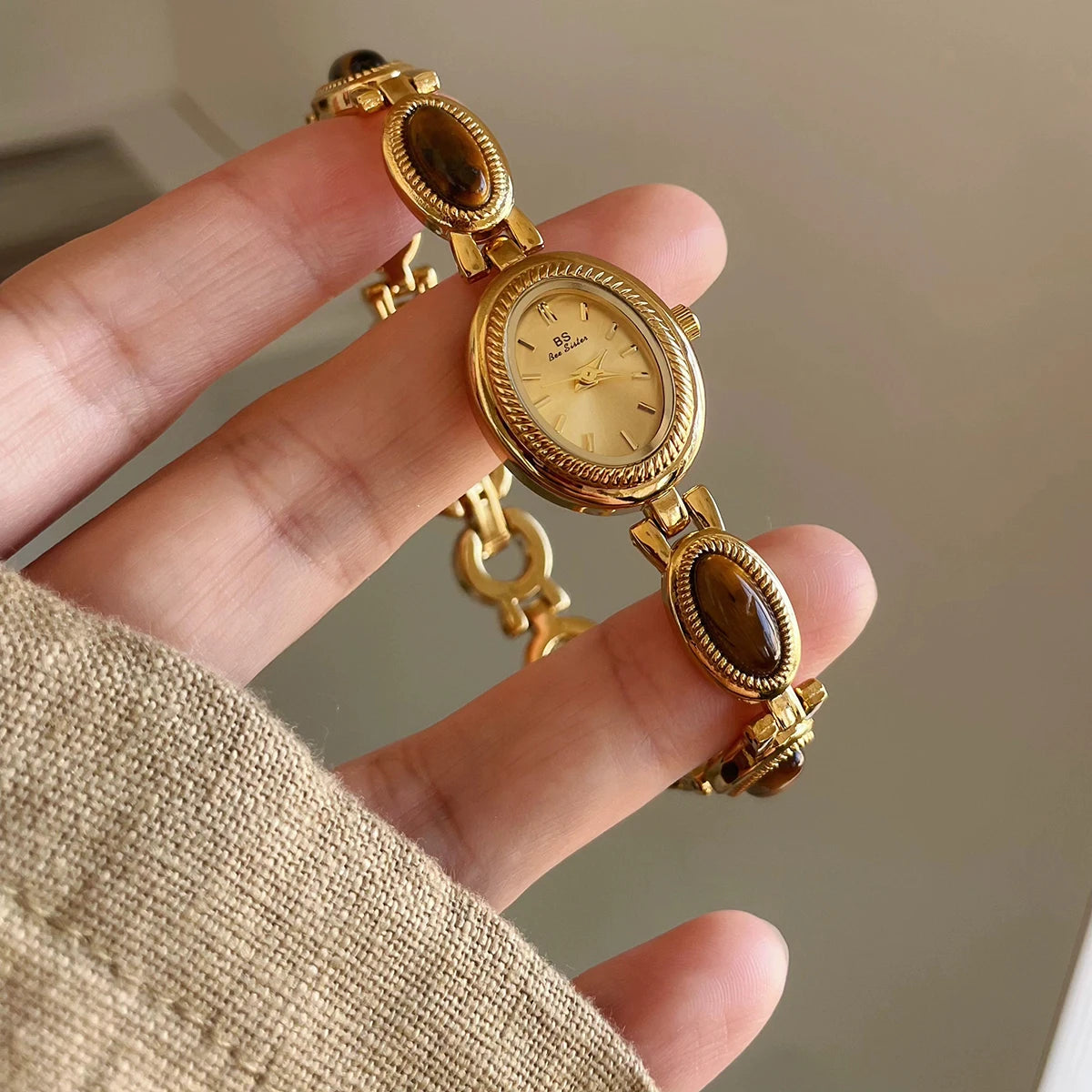 Montres de luxe haut de gamme pour femme, élégante montre-bracelet en quartz avec bijoux verts en jade, cadeau pour femme, montre habillée tendance pour dame