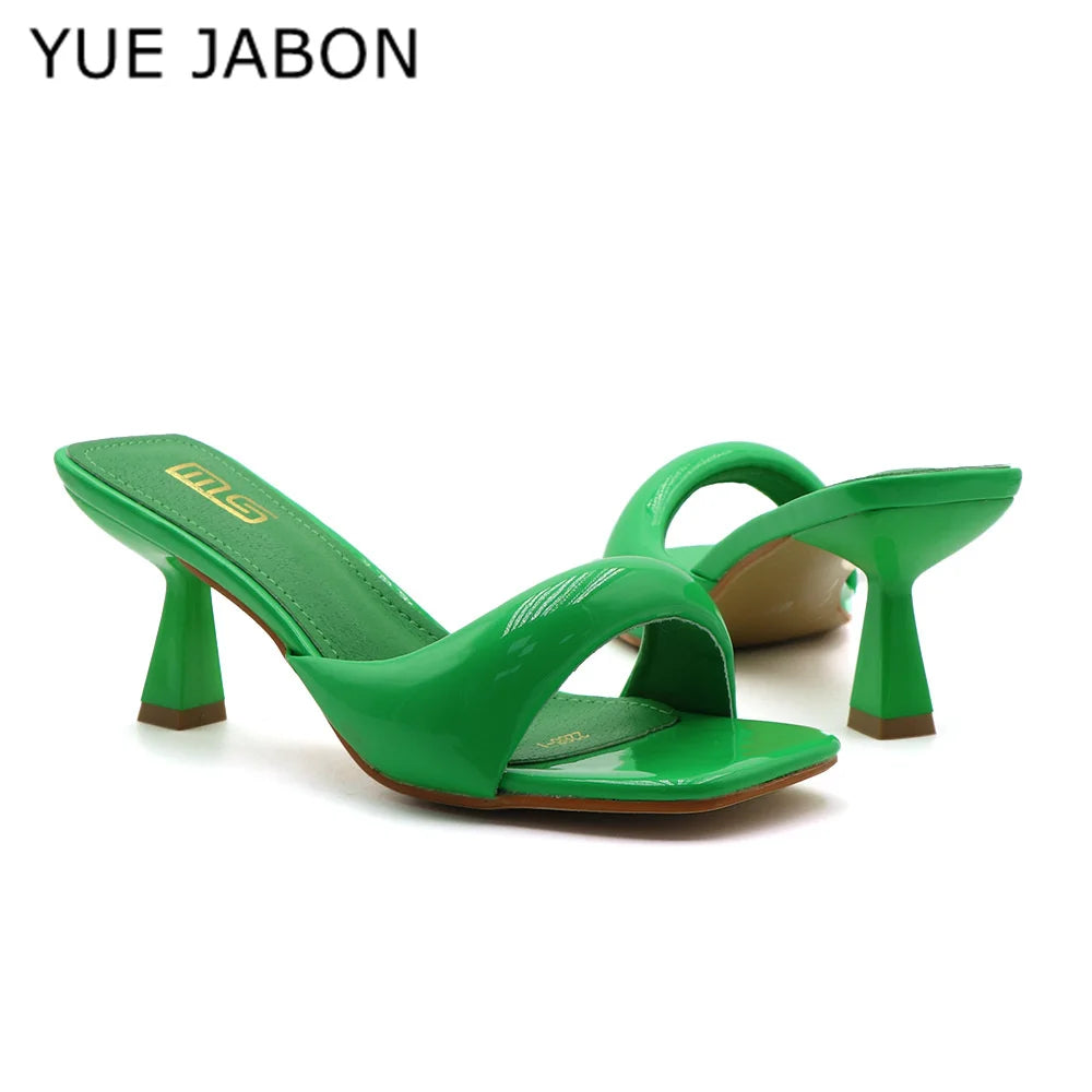 Nouvelles pantoufles pour femmes, sexy, en cuir, à bride arrière, talons aiguilles style romain, élégantes, talon original, bout carré, satinées, à enfiler, chaussures femme Zapatillas