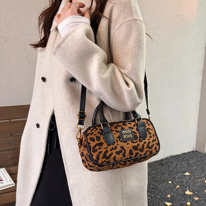 Marque de mode Sac femme cabas d’hiver sac à main et pochette pour téléphone sac hobo de luxe sacoche de voyage et de shopping sac bandoulière et porté épaule pour femme