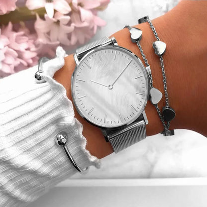 Montres pour femmes tendance de luxe à quartz en alliage pour femme, bracelet en maille métallique, montre simple pour femme, horloge féminine, montre femme