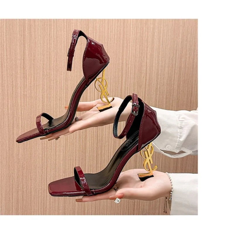 Sandales à talons hauts à bout ouvert, sexy, avec bride unique, couleur rouge vin, personnalité élégante, nouveau style d’été, sandales élégantes pour femmes