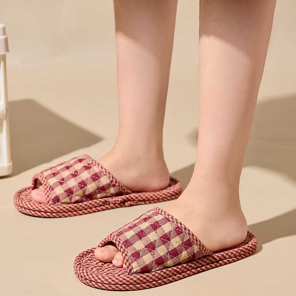 Pantoufles d’intérieur légères en coton doux à motif floral, chaussures de sol rétro et tendance pour la maison, pantoufles antidérapantes pour couple