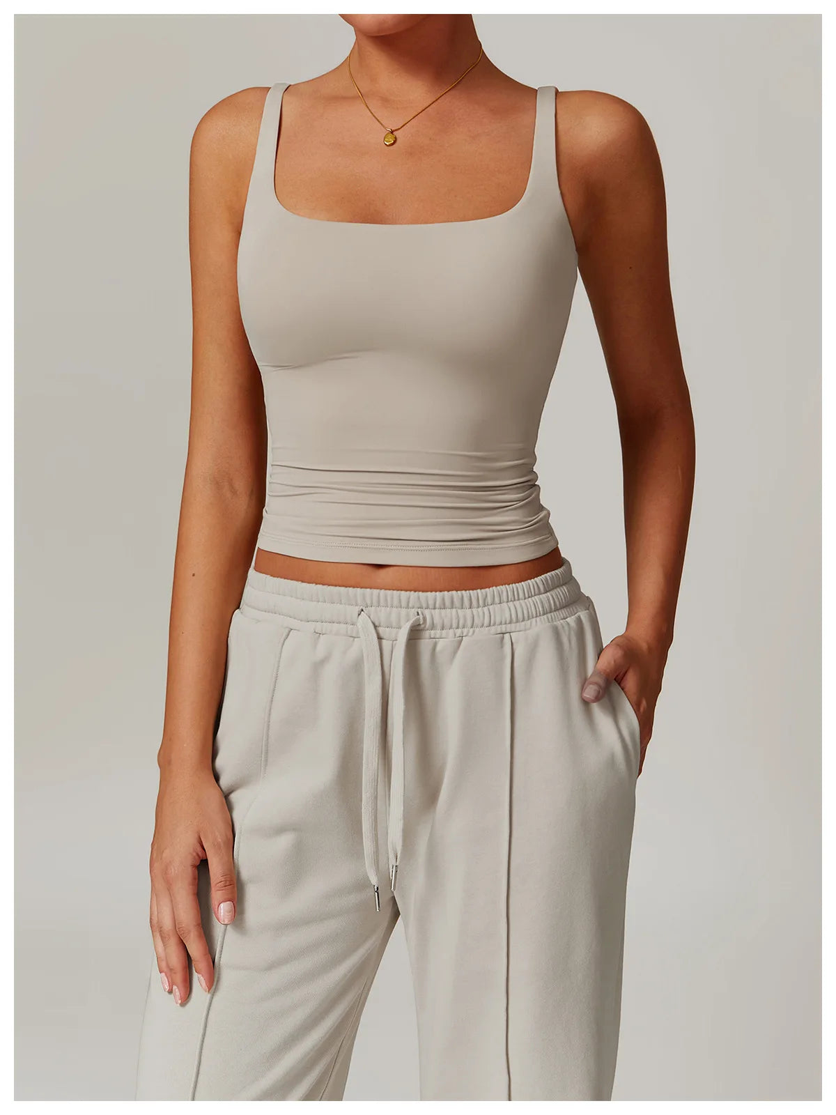 Brassière de sport respirante haut de fitness anti-transpiration pour femmes brassière de yoga haut court anti-chocs push-up brassière de sport haute résistance haut d’entraînement pour salle de sport