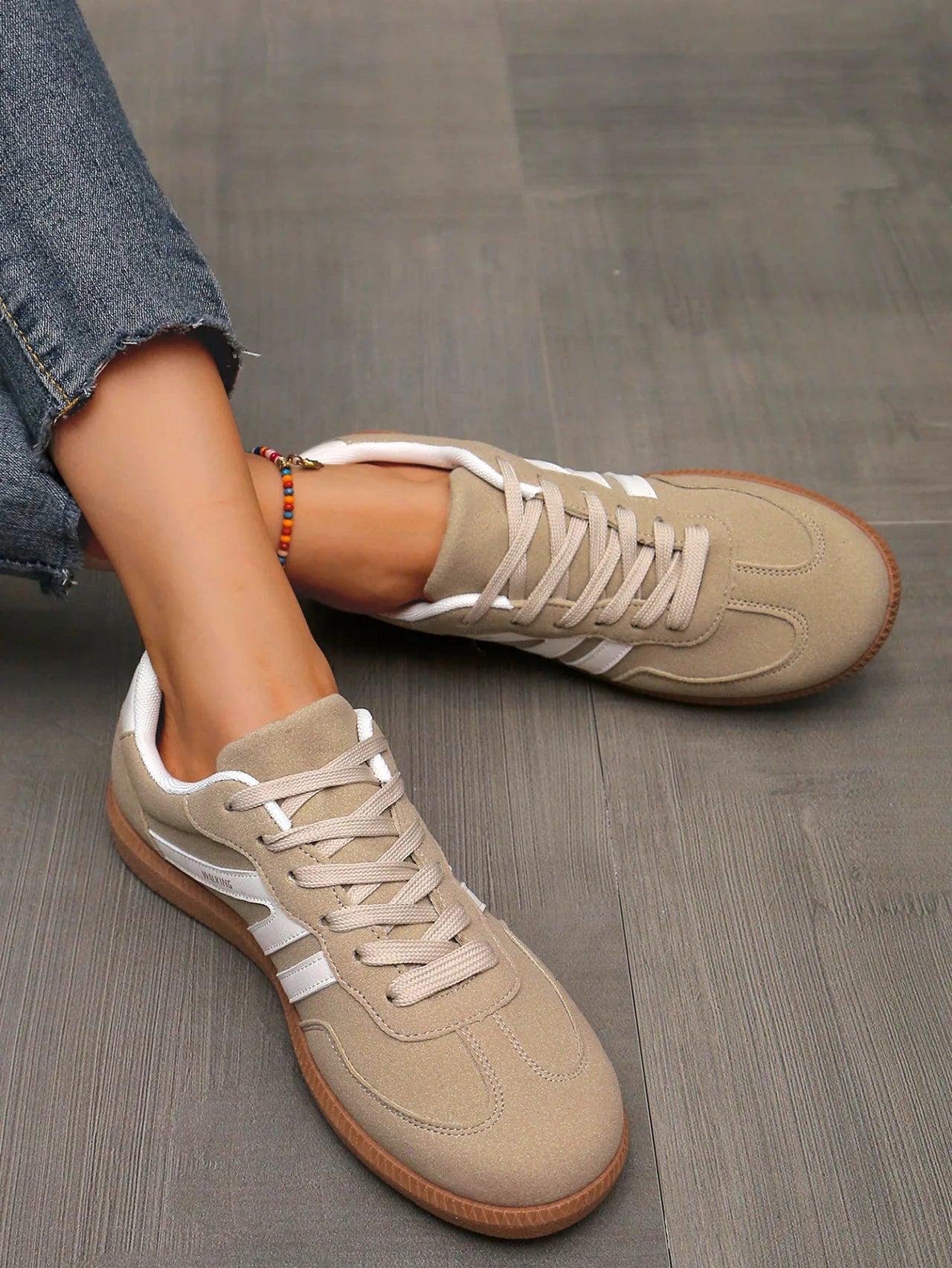 Baskets d'automne pour femmes à couleurs mélangées, mode à empiècements, chaussures vulcanisées à talon plat, chaussures décontractées en cuir PU antidérapantes à lacets pour femmes