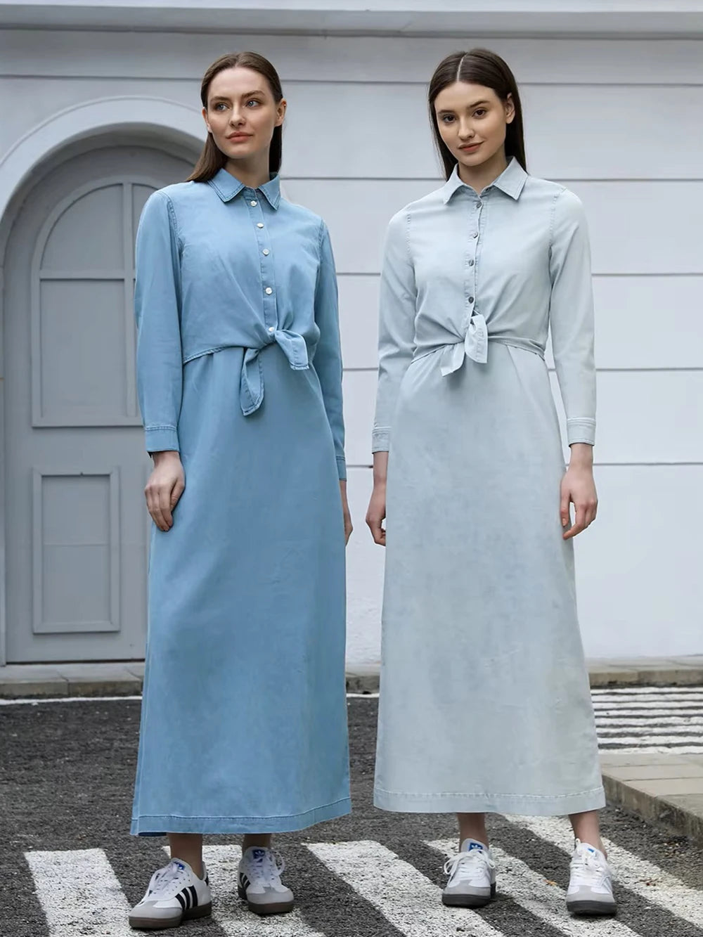 AP SS25 robe chemise et blouse cache-cœur en denim léger pour femmes