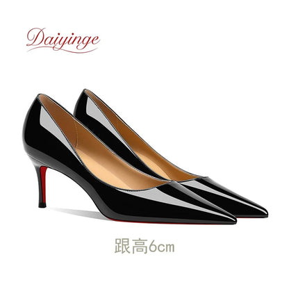 Chaussures pour femme tendance 2026 de luxe à semelles rouges, talons hauts, escarpins à bout pointu et talons aiguilles de 12 cm, confortables pour soirées, robes de cérémonie et mariages.