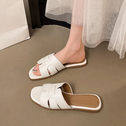 Nouvelles pantoufles d’été tendance pour femmes, sandales plates à bout carré pour femme, bout ouvert, confortables, antidérapantes, claquettes de plage pour femmes, pantoufles pour femmes