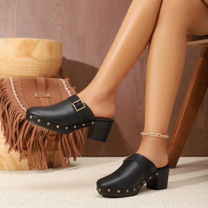 Mules à rivets pour femmes, boucle de ceinture, sandales à bout rond fermé, talons hauts épais, chaussures en cuir pour femme, rétro et décontractées