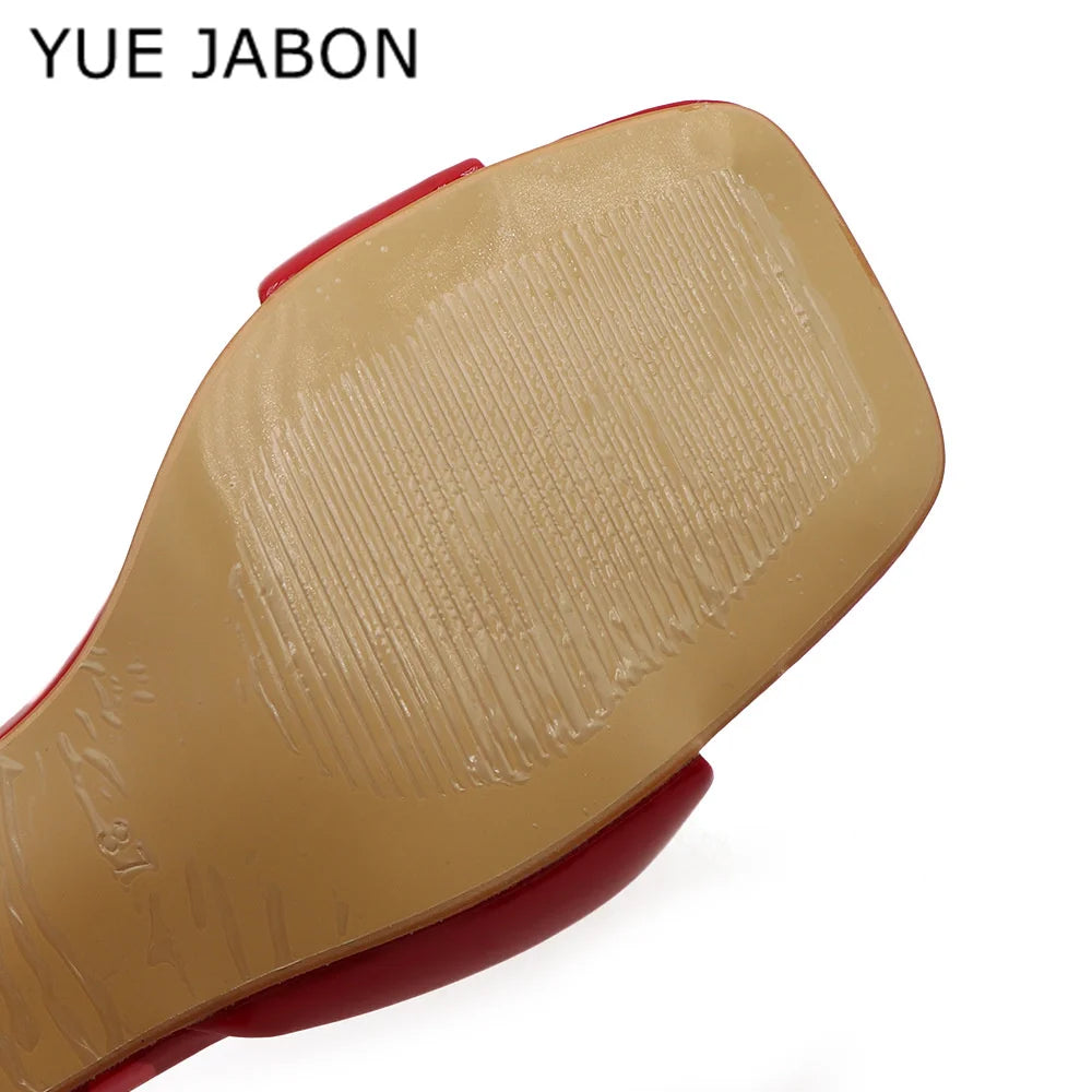 Nouvelles pantoufles pour femmes, sexy, en cuir, à bride arrière, talons aiguilles style romain, élégantes, talon original, bout carré, satinées, à enfiler, chaussures femme Zapatillas