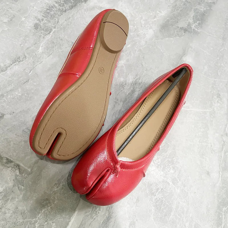 Chaussures plates de ballet pour femmes à bout fendu, chaussures tabi tendance, mocassins décontractés à enfiler, espadrilles en cuir plissé pour femmes, zapatillas mujer