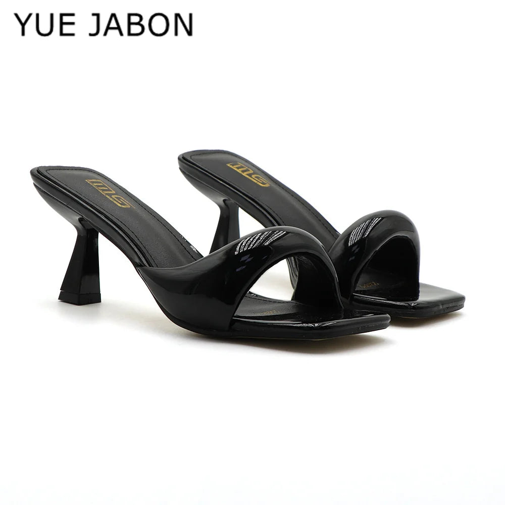 Nouvelles pantoufles pour femmes, sexy, en cuir, à bride arrière, talons aiguilles style romain, élégantes, talon original, bout carré, satinées, à enfiler, chaussures femme Zapatillas