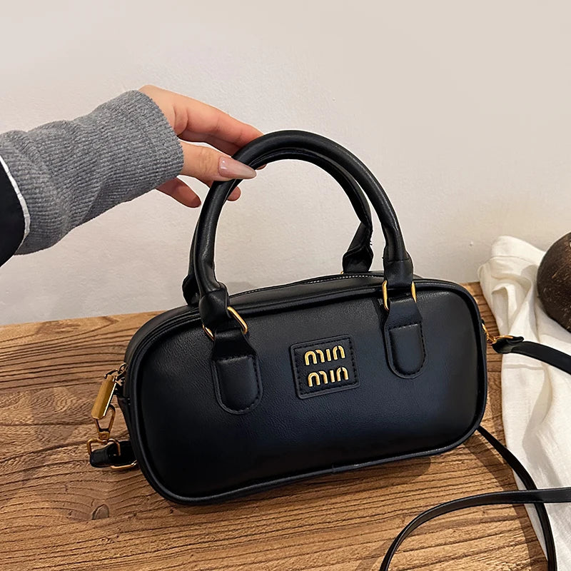 Marque de mode Sac femme cabas d’hiver sac à main et pochette pour téléphone sac hobo de luxe sacoche de voyage et de shopping sac bandoulière et porté épaule pour femme