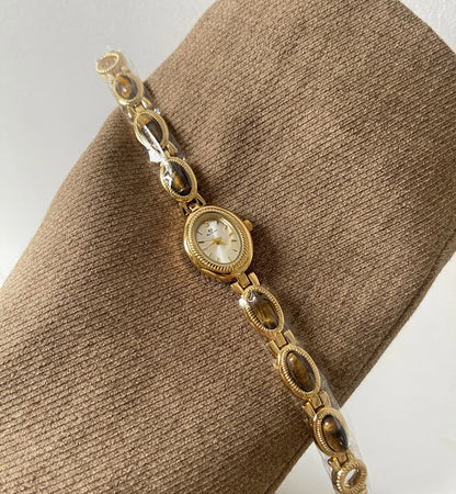 Montres de luxe haut de gamme pour femme, élégante montre-bracelet en quartz avec bijoux verts en jade, cadeau pour femme, montre habillée tendance pour dame