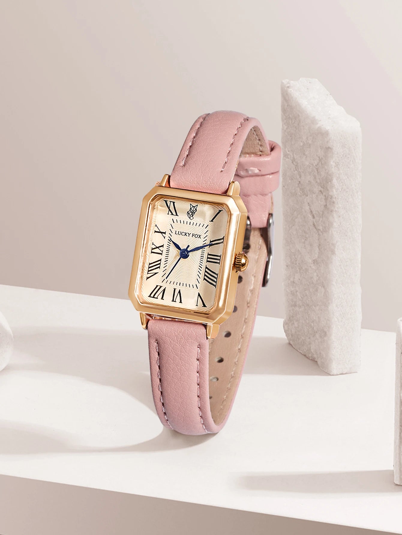 Montre-bracelet décontractée rétro à affichage numérique, cadran carré, bracelet en cuir, montre à quartz tendance pour femme, idée cadeau