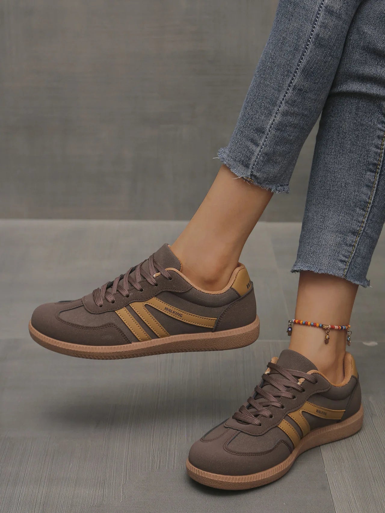 Baskets d'automne pour femmes à couleurs mélangées, mode à empiècements, chaussures vulcanisées à talon plat, chaussures décontractées en cuir PU antidérapantes à lacets pour femmes