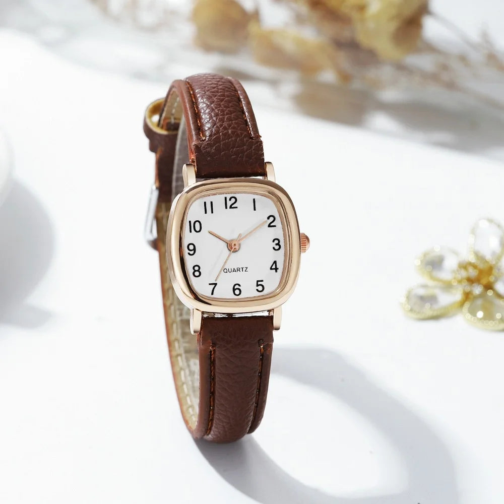Montre pour femme tendance avec petits chiffres arabes, montre à quartz avec bracelet en cuir



Style : Luxe

Étanchéité : 3 Bar

Poids : 60 g
