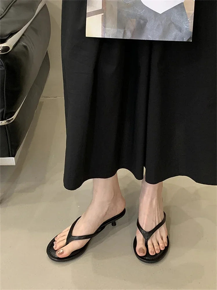 Aneikeh 2026 Mode Pantoufles à talons fins pour femmes, sandales slides à bout rond avec clip, sandales d’été tongs, chaussures féminines mules slides
