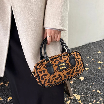 Marque de mode Sac femme cabas d’hiver sac à main et pochette pour téléphone sac hobo de luxe sacoche de voyage et de shopping sac bandoulière et porté épaule pour femme