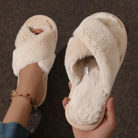 Pantoufles croisées chaudes, moelleuses et duveteuses pour femmes, légères, à talons plats, sandales en fourrure pour femme, automne-hiver, à bout ouvert, antidérapantes, chaussures d’intérieur pour la maison et le s