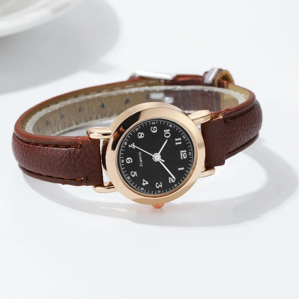 Montre pour femme tendance avec petits chiffres arabes, montre à quartz avec bracelet en cuir



Style : Luxe

Étanchéité : 3 Bar

Poids : 60 g