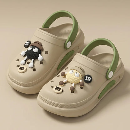 Sabots d’été pour femmes avec jolis charms 3D, sandales de jardin, chaussons de plage légers en EVA souple, chaussures d’extérieur antidérapantes à semelle épaisse et tendance